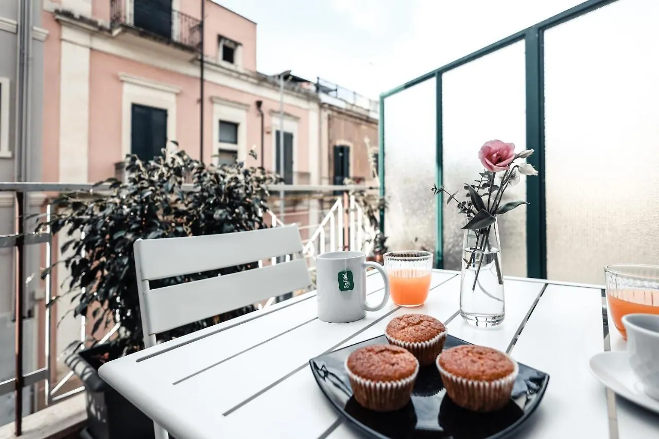 Oda ve Kahvaltı 2 Santi - Suite And Rooms Lecce