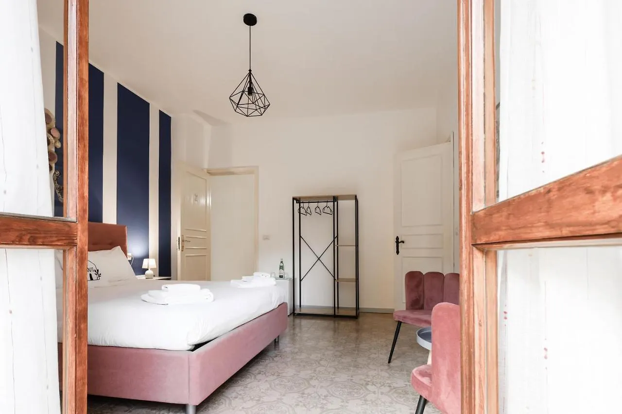 Oda ve Kahvaltı 2 Santi - Suite And Rooms Lecce