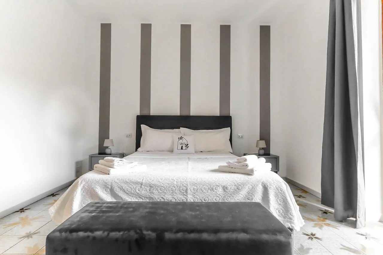 Oda ve Kahvaltı 2 Santi - Suite And Rooms Lecce